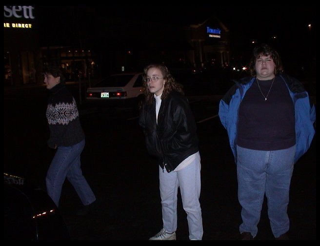 Monica, Beth and Sandra saying good night.