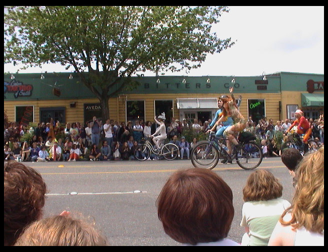 More nude bicyclists.