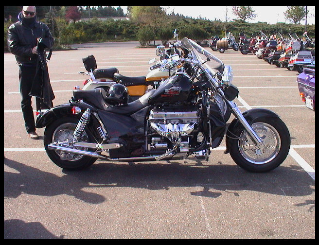 Boss Hoss motorcycle at 2001 Governer's Run.  This bike has a Z24 Chevrolet small block 350 in it.