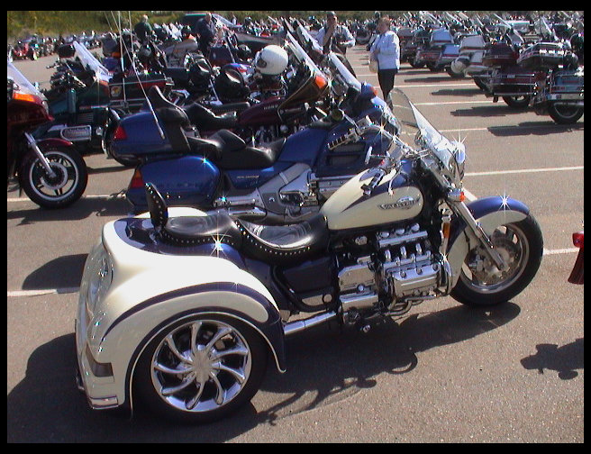 Honda Valkyrie trike conversion