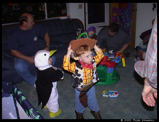 Wheezy and Woody side by side.