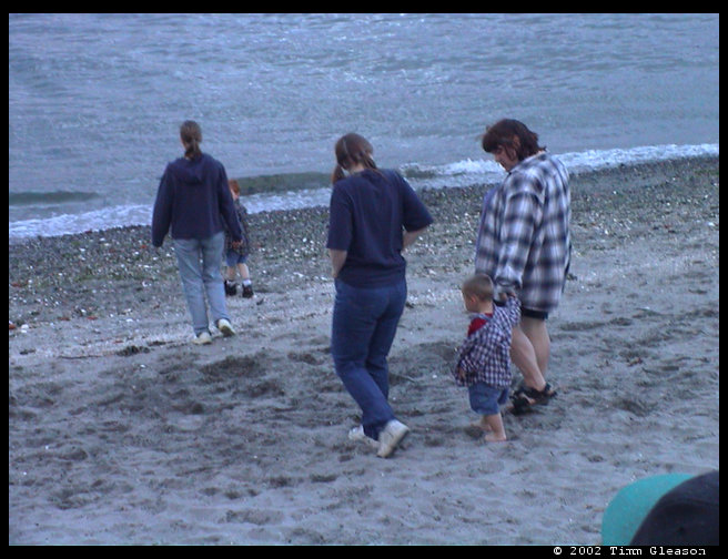 Heather & Walter closer to the water.  Kristi, Sandra & Logan in foreground.